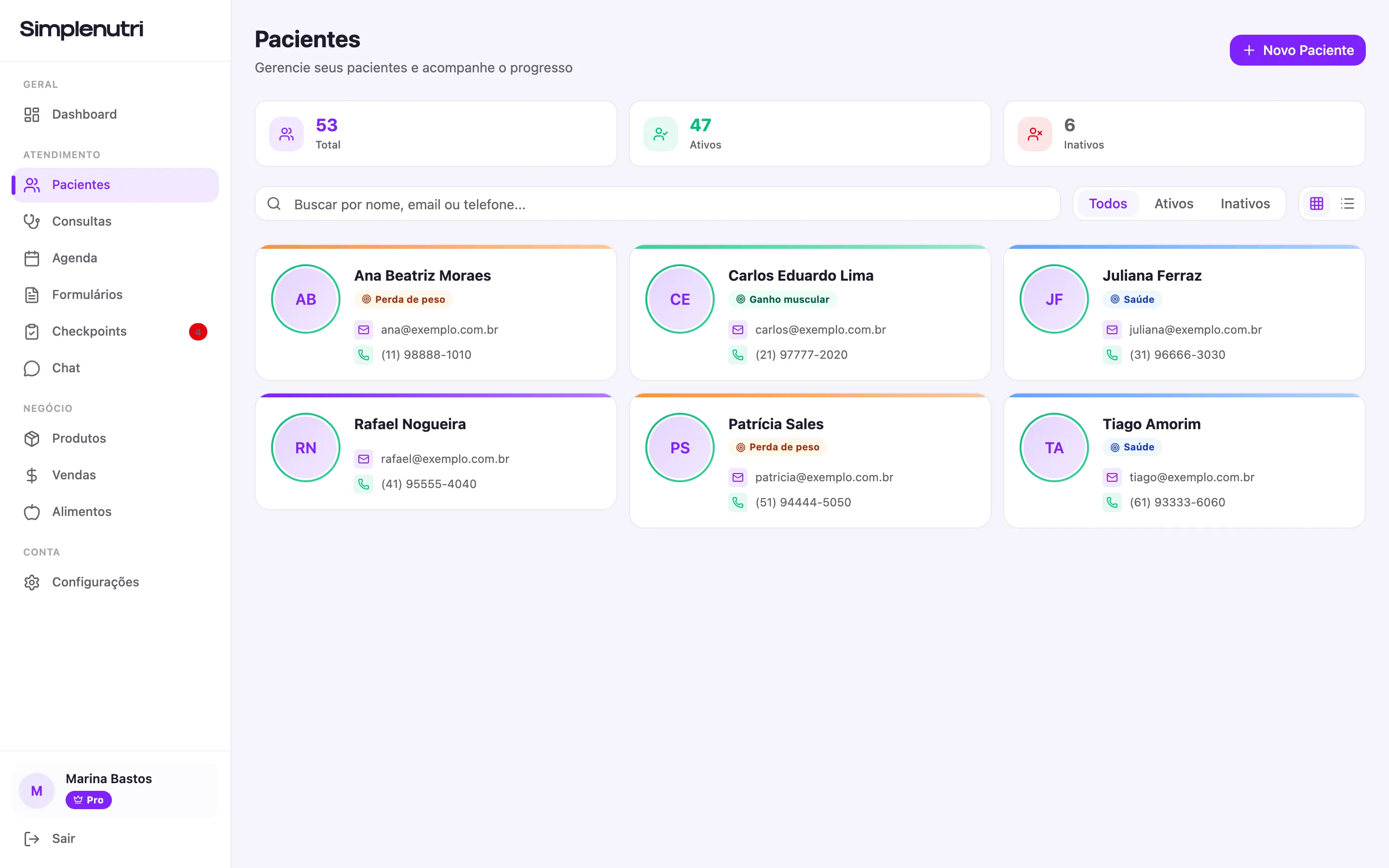 A lista em visualização de grade, com a busca e os filtros logo acima dos cartões