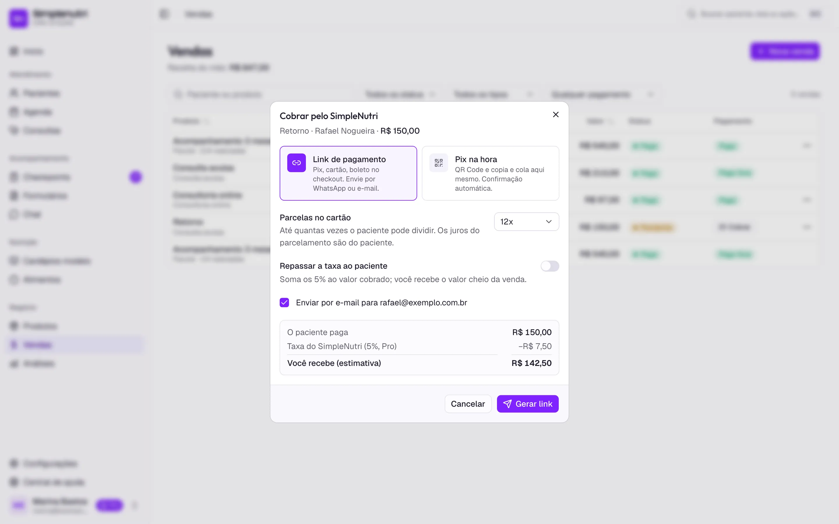 O diálogo Cobrar pelo SimpleNutri: canal, parcelas, repasse da taxa, envio por e-mail e o resumo do que você recebe